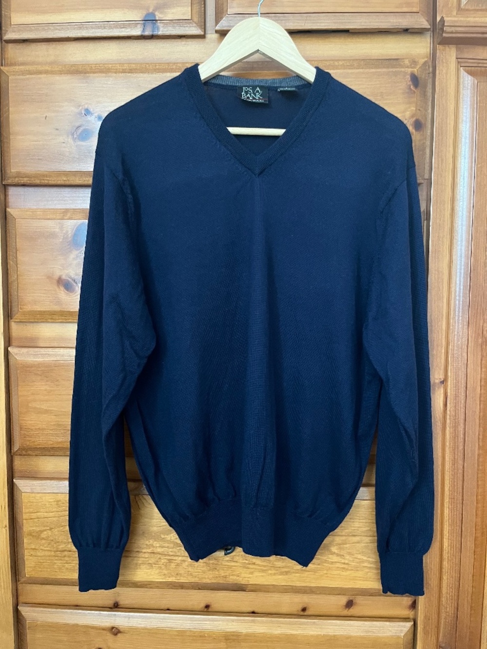 Jos. A. Bank Navy Blue Merino Wool V-Neck Sweater Size L